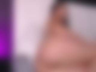 Live cam show with moniicaa - Double Penetration on Uber Horny