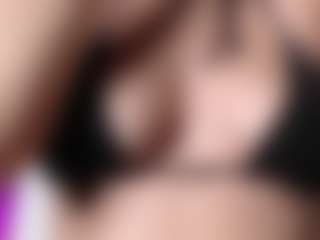 Live cam show with moniicaa - Ahegao on AdultVida.com