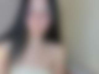 Live cam show with Star - Public on Mixed Magazine Live