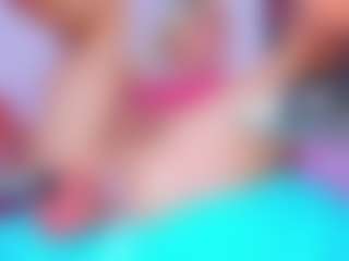 camila2004's Live Sex Cam Show