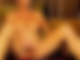 LexyLuvx MILF webcam performer live streaming