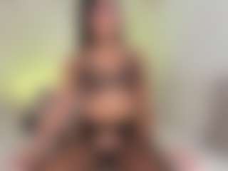Live cam show with LilithPink - Abs on UwU Esports