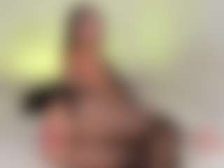 Live cam show with LilithPink - Lovense on TeamSkeetLive