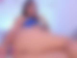 Live cam show with LilithPink - Blowjob on Camsoda