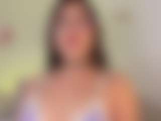 Live cam show with LilithPink - Small Tits on AdultVida.com