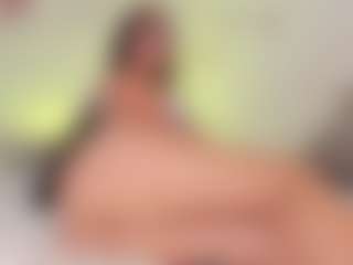 Live cam show with LilithPink - Gamer BBW on intimatelivegirls.com