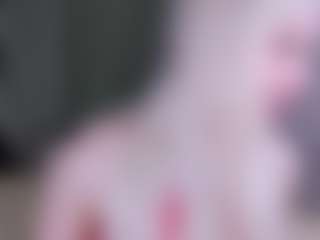Live cam show with Sweeet-Barbie - Petite on studioflirtlive.com