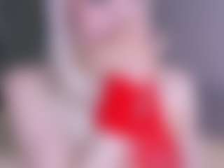 Live cam show with Sweeet-Barbie - Solo Show on livesuperchat.net