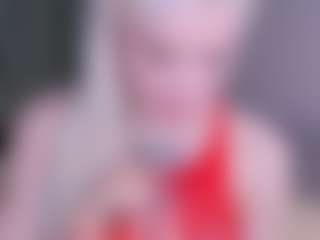 Live cam show with Sweeet-Barbie - Flashing on eurowanks.com