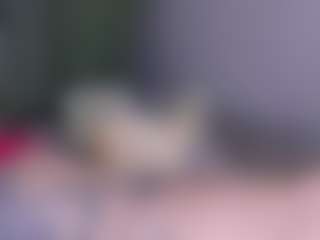 Live cam show with Sweeet-Barbie - Petite on Hubzter Live