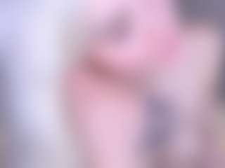 Live cam show with Sweeet-Barbie - Big Ass on Camming Site