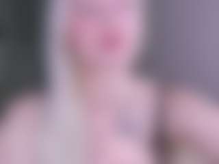 Live cam show with Sweeet-Barbie - Striptease on Camsoda