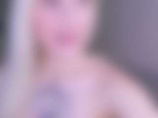 Live cam show with Sweeet-Barbie - Striptease on madthumbs