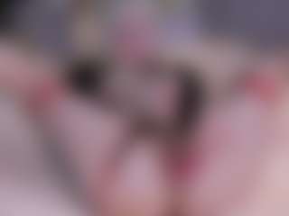 Pokaz na żywo z Sweeet-Barbie - Butt Plug na Camsoda