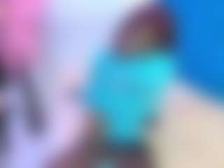 Live cam show with eveissey - Dirty Talk on madthumbs