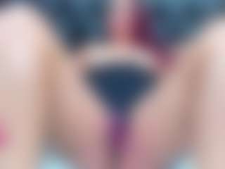 VeronicaTits's Live Sex Cam Show