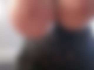YanaMay MILF webcam performer live streaming