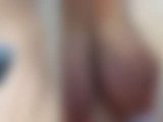 Live cam show with YanaMay - Bedroom on Camming Site