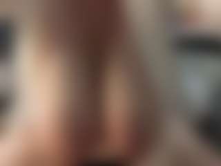 Live cam show with YanaMay - Hairy Pussy MILF on Streamer API