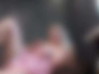 Live cam show with YanaMay - Anal MILF on madthumbs