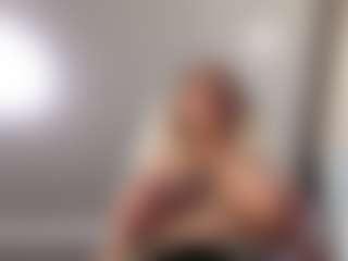 Live cam show with YanaMay - Tease MILF on nudelive.tv
