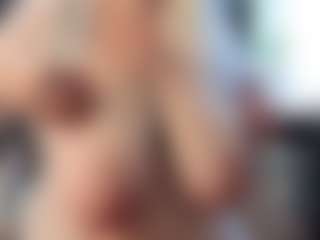 Live cam show with YanaMay - Gray Eyes on CamClone