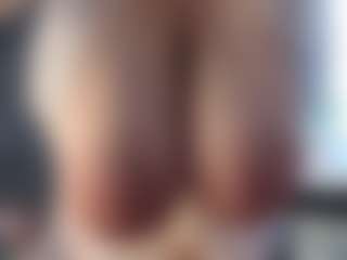 Live cam show with YanaMay - Control on Camiplay Live