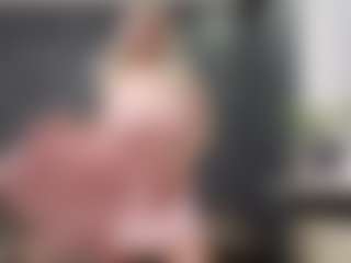 YanaMay MILF-Webcam-Darstellerin im Live-Stream
