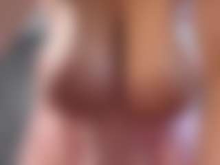 Show in cam erotica live di YanaMay
