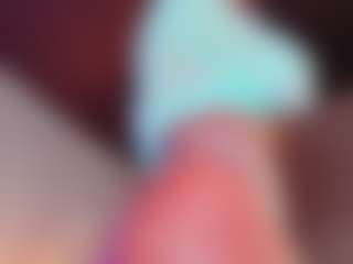 Live cam show with KishaLove - Teen (18+) on liverealitysex.com