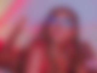 Live cam show with KishaLove - Oil on xfollow cams