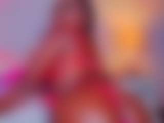 Live cam show with KishaLove - Black Lush on Livezox