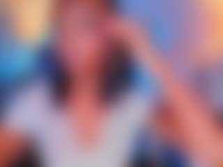 Live cam show with KishaLove - Ebony Squirt on madthumbs