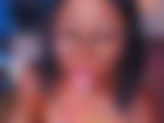 Live cam show with KishaLove - Sexy on madthumbs