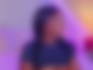 Spettacolo in cam dal vivo con KishaLove - Ebony Shaved Pussy su Camsoda