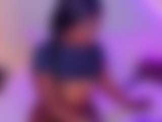 Live cam show with KishaLove - Black Shaved Pussy on Uber Horny