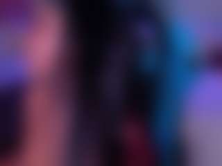 Live cam show with KishaLove - Curvy Teen (18+) on Camming Site