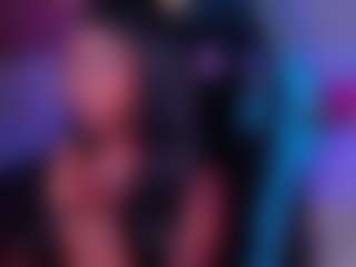 Live cam show with KishaLove - Ebony Teen (18+) on Streamer API