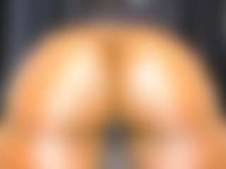 Assiology's Live Sex Cam Show