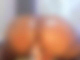 Live cam show with Camille Bennet - Bedroom on Sex Cam Show