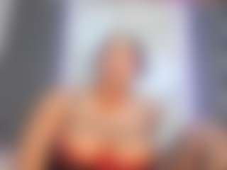 Live cam show with Camille Bennet - Machine on hotwifechat.live