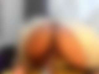 Camille Bennet's Live Sex Cam Show
