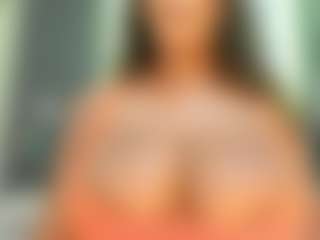 Camille Bennet's Live Sex Cam Show