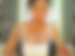 Live cam show with Camille Bennet - Nipple Piercings on CamwithHer