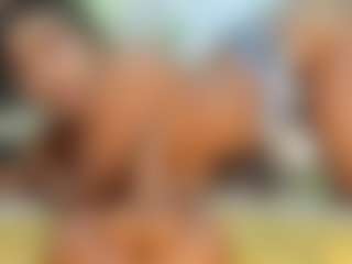 Camille Bennet's Live Sex Cam Show