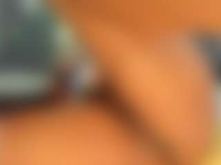 Live cam show with Camille Bennet - Blowjob on StripNow