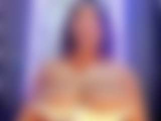 Live cam show with Camille Bennet - Lush on Hubzter Live