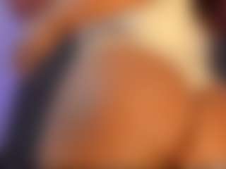 Camille Bennet's Live Sex Cam Show