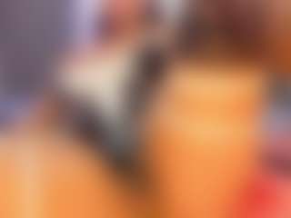 Camille Bennet's Live Sex Cam Show