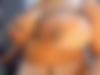 Live cam show with Camille Bennet - Solo on Camsoda